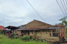 Puting Beliung Rusak Rumah Warga di Desa Kapur