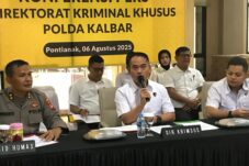 Tambang Emas Ilegal di Sungai Kapuas Terbongkar, Dua Warga Sanggau Diamankan