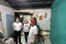 Wali Kota Tinjau Perbaikan Rumah Tak Layak Huni di Gang Pajajaran V