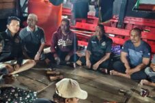 KM King Bermuatan 23 Ton Kopra Karam Diterjang Cuaca Buruk di Padang Tikar