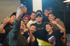 Dakwah di Cafe, Ustad Luqmanul Hakim Bikin Luluh Generasi Muda Pontianak