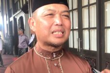 Pelajar Meniti Seutas Tali Demi ke Sekolah, Pemprov Kalbar Klaim Anggaran Perbaikan Sudah Ada