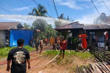 Akibat Cekcok dengan Istri, Suami Bakar Kasur Hingga Rumah Ludes Terbakar