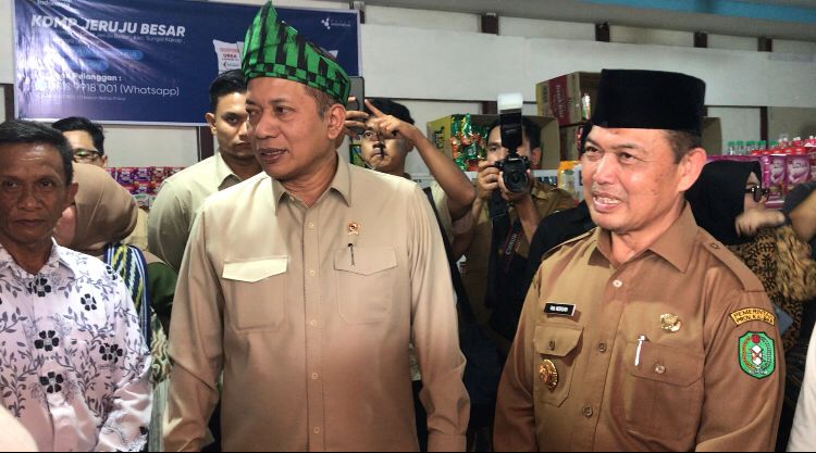 Ria Norsan Bangga Koperasi Merah Putih Raih Pinjaman Perdana