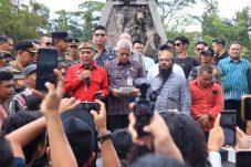 Krisantus Terima Aspirasi Driver Ekspedisi, Janji Tertibkan Distribusi BBM dan Berantas Mafia Solar