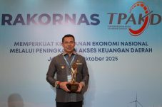 Prestasi, Pemkab Kapuas Hulu Raih TPKAD Award 2025