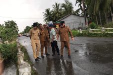 Jembatan Rusak, Sujiwo Sampaikan Aspirasi Masyarakat Kepada Gubernur Kalbar
