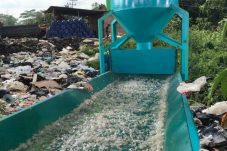 Bank Sampah Induk Khatulistiwa, Raup Cuan dari Pengolahan Limbah Rumah Tangga