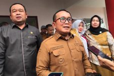 Sujiwo Tegaskan Komitmen Wujudkan Hak Pendidikan Bagi Semua Warga Kubu Raya