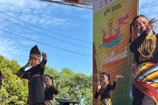 Dikha ‘Aura Farming’ Tampil Semarakkan Pontianak Dragon Boat Race 2025