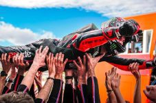 Marco Bezzecchi Tutup MotoGP 2025 dengan Juara di Valencia