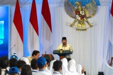 Presiden Prabowo: Seluruh Becak akan Gunakan Motor Listrik, Pengemudi Maksimal Berusia 70 Tahun