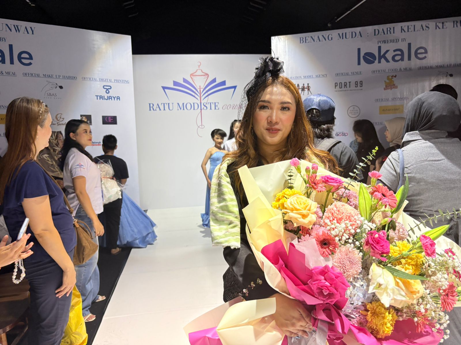 Dari Ruang Jahit ke Catwalk, Ratu Modiste Course Angkat Desainer Muda Lewat “Benang Muda”