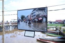 Diseminasi Photovoice Angkat Perspektif Warga Soal Risiko Banjir di Pontianak