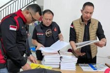 Penggeledahan Kantor PT DSM, Kejati Kalbar Amankan Dokumen Terkait Dugaan Korupsi Bauksit