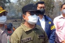 Lahan Diduga Dibakar Sengaja Telah Disegel, Bupati Sujiwo: Karhutla Sudah Masuk Penanganan Hukum