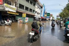 Banjir Rob Kembali Melanda, Warga Pontianak Tetap Waspada
