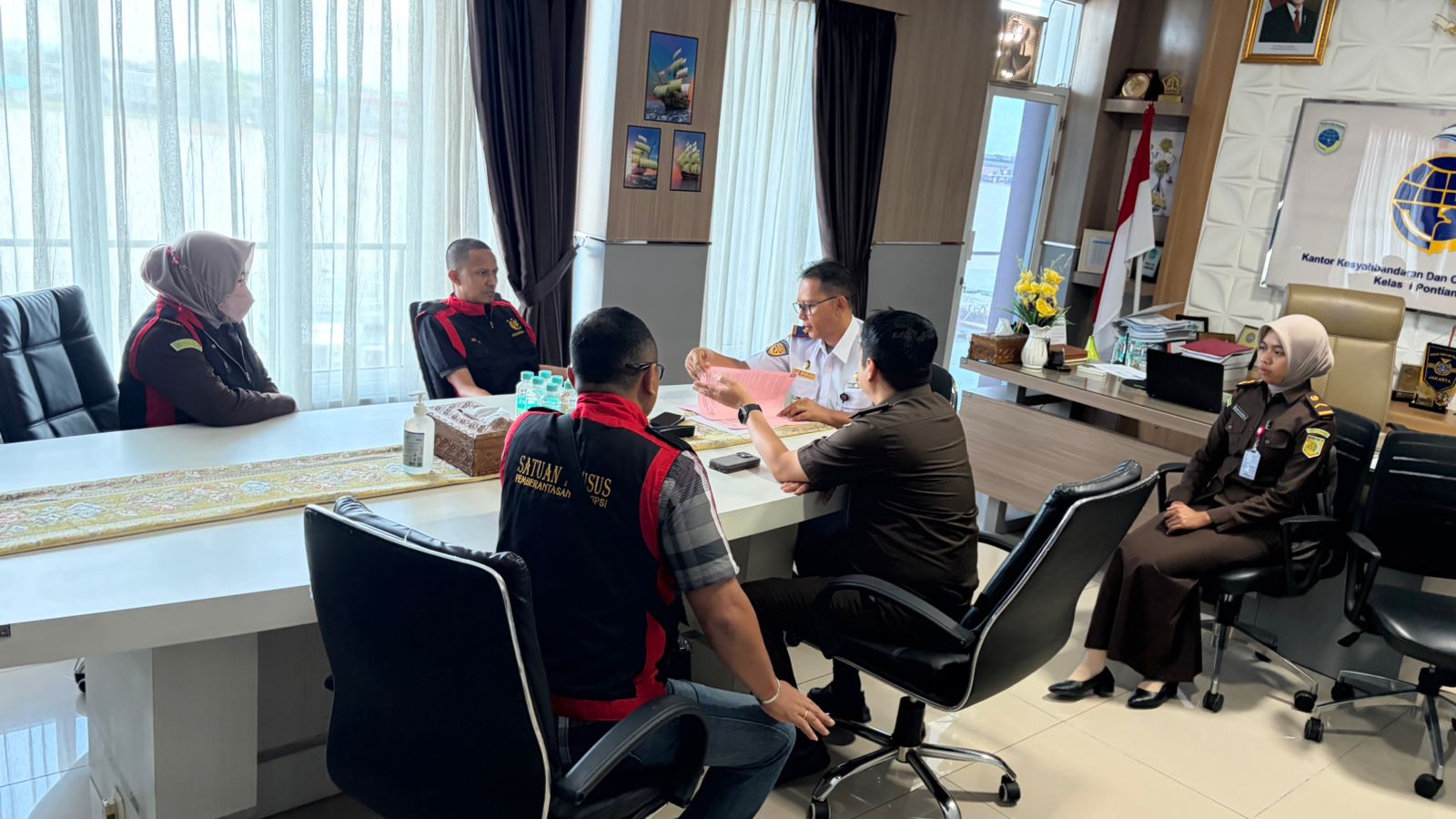 Aktivitas Ekspor Bauksit Dibidik Kejati Kalbar, PT Laman Mining Digeledah