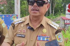 Bupati Sanggau Ancam Tutup Pangkalan LPG yang Jual Harga Selangit