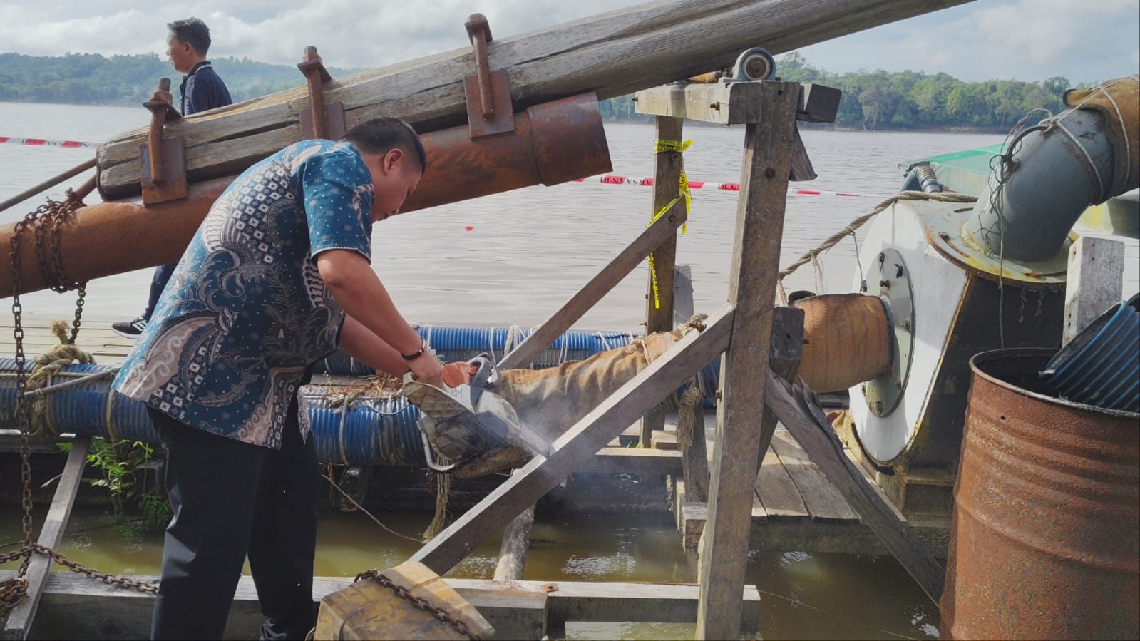 Putusan Inkrah, Kejari Sanggau Musnahkan Barang Bukti PETI