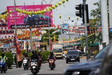 Di Bawah Lampion dan Ketupat, Pontianak Merayakan Toleransi