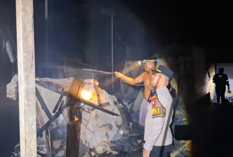 Empat Rumah Kontrakan di Kuala Belian Hangus Terbakar, Kerugian Ditaksir Rp30 Juta