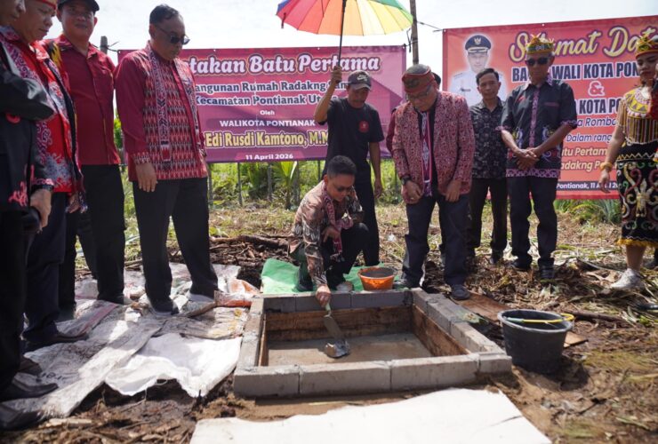 Wako Dukung Pembangunan Rumah Radakng Samilik