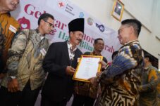 63 Pendonor Setia Terima Pin Emas, PMI Pontianak Apresiasi Dedikasi Tanpa Batas