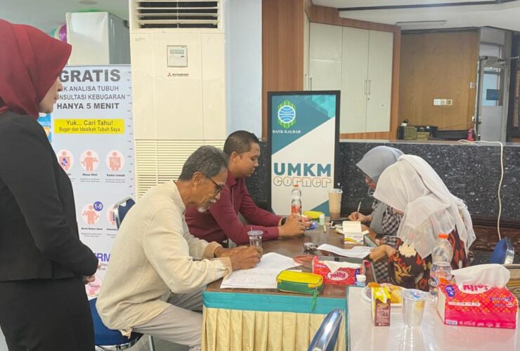 HUT ke 62, Bank Kalbar beri Layanan Kesehatan Gratis bagi Nasabah dan Hadiah