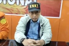 KNKT Selidiki Penyebab Jatuhnya Helikopter PK-CFX di Sekadau, Laporan Awal Terbit 30 Hari