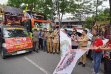 Peserta dari Malaysia Ikut Meramaikan Pawai Naik Dango ke-3 Pontianak