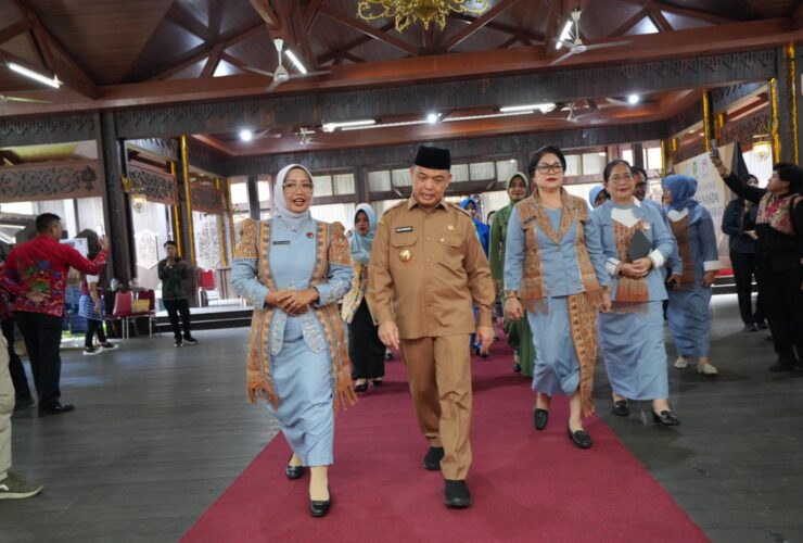 Dekranasda Kalbar Gelar Rakerda dengan Tema “Cipta Kria Kalimantan Barat, Pengrajin Berdaya, Produk Mendunia”