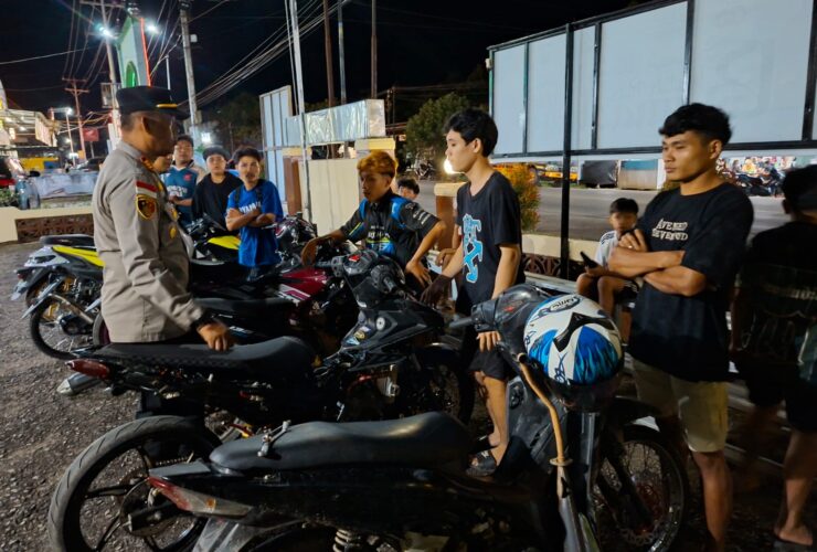 Polsek Parindu Razia Knalpot Brong, Sejumlah Remaja Terjaring