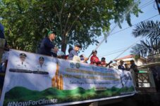 Pontianak Gerakkan Penaburan Eco Enzyme untuk Pulihkan Kualitas Parit