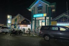 Ironi, Listrik di Kantor PLN UP3 Sanggau Nyala, Tapi Warga Gelap Gulita