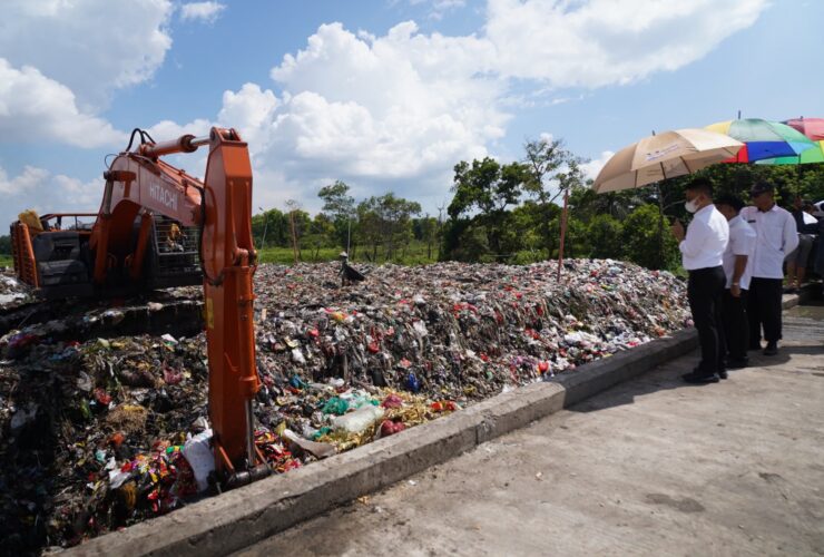 Musim Buah, Timbunan Sampah Naik 20 Persen
