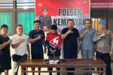 Tim Tindak Polsek Kembayan Ringkus Pengedar Sabu, 13,13 gram Diamankan