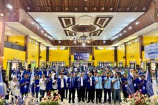 Perkuat Mesin Partai, PAN Pontianak Lantik DPC Se-Kota dan Relawan DPR RI