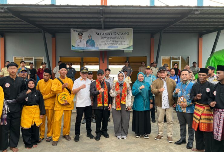 Gema Membangun Desa di Teluk Batang, Ria Norsan Dekatkan Layanan Publik hingga Pesisir
