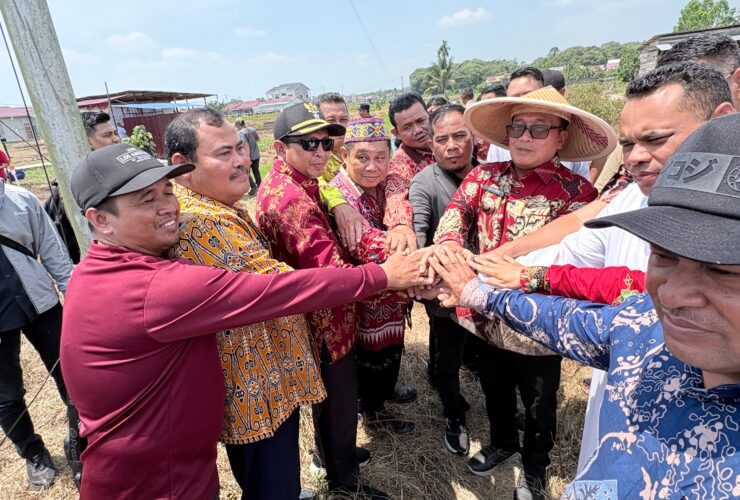 Sujiwo Wujudkan Komitmen Pembangunan Gereja Desa Kapur, Akses Jalan Disiapkan