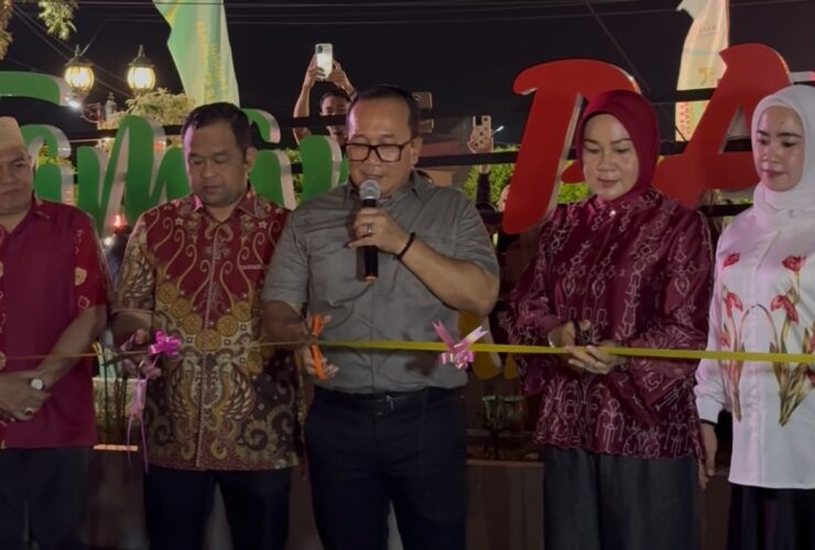 Dulu Kumuh, Kini Jadi Ruang Publik yang Nyaman, Sujiwo Resmikan Taman Pasar Kakap