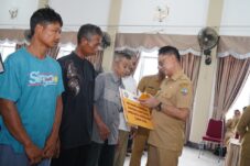 670 Warga Berpengasilan Rendah Terima Bantuan Tunai