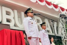 Bupati Sujiwo Maknai HUT ke-81 RI dengan Upacara Sederhana Tanpa Tenda, Wujud Empati Bersama Rakyat