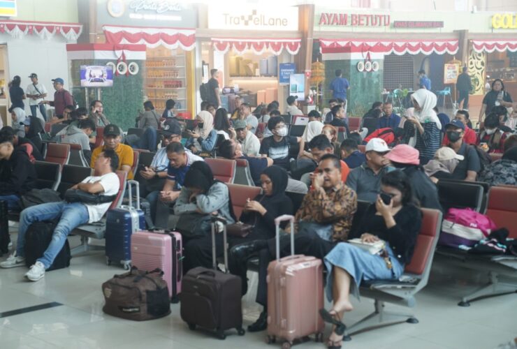 Jarak Pandang di Bawah 1.000 Meter, Angkasa Pura Imbau Penumpang Pantau Status Penerbangan Pagi