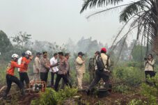 Presiden Prabowo Pantau Langsung Karhutla, Warga Limbung Berharap Api Segera Teratasi