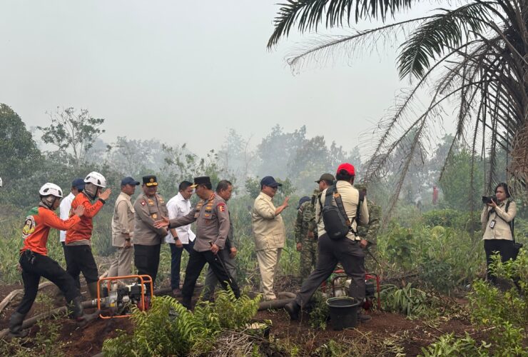 Presiden Prabowo Pantau Langsung Karhutla, Warga Limbung Berharap Api Segera Teratasi