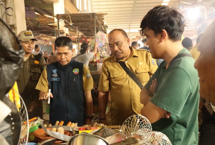 Pedagang Pasar Flamboyan Ditertibkan, Akses Jalan Dikembalikan untuk Konsumen