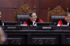 Perkara Ijazah, Gibran Terancam Dimakzulkan