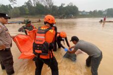 Hari Ketiga Pencarian, Tim SAR Temukan Anak Tenggelam di Sungai Kapuas dalam Kondisi Meninggal Dunia