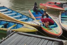 Penambang Sampan Pontianak Enggan Gunakan QRIS Sebagai Metode Pembayaran